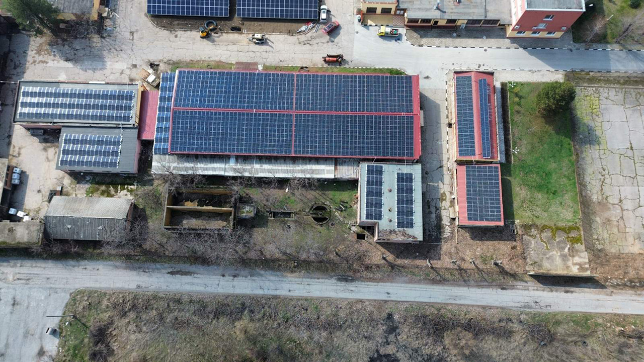 Допълнителна мощност на соларна иснталация за Искра, град Първомай